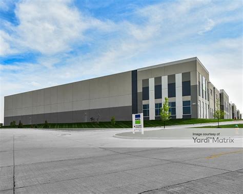 Amazon Delivery Station, 441 Hazelwood Logistics Center Dr, .